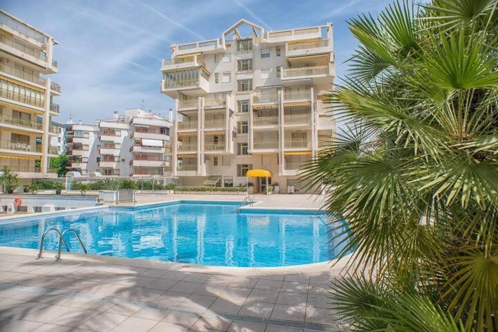 Salou Novelty Primera Linea De Mar エクステリア 写真